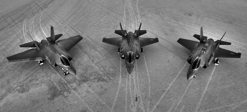 Illustration for article titled F-35 Will Attempt Another UK Air Show Debut As Concerns Over Software Delays Loom